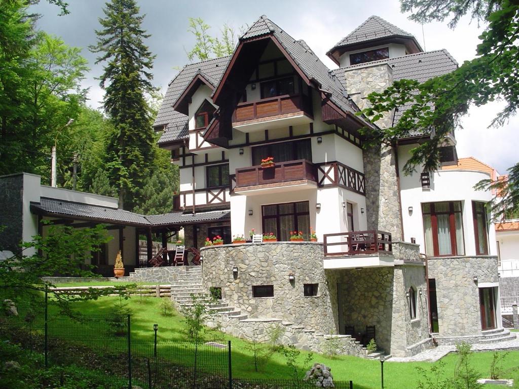 Tom 5* Sinaia
